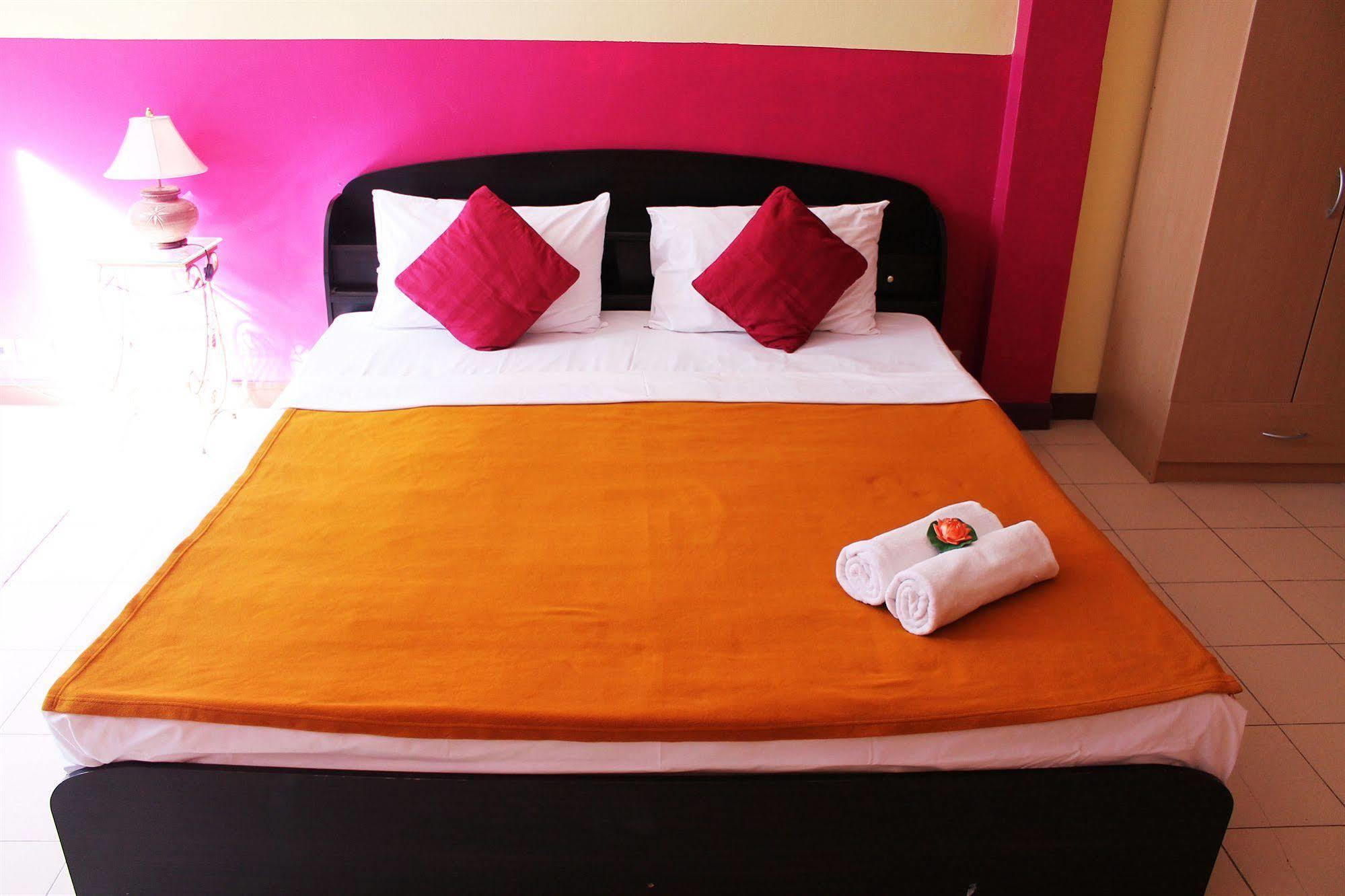 Welcome Marina Jomtien Beach Exteriör bild