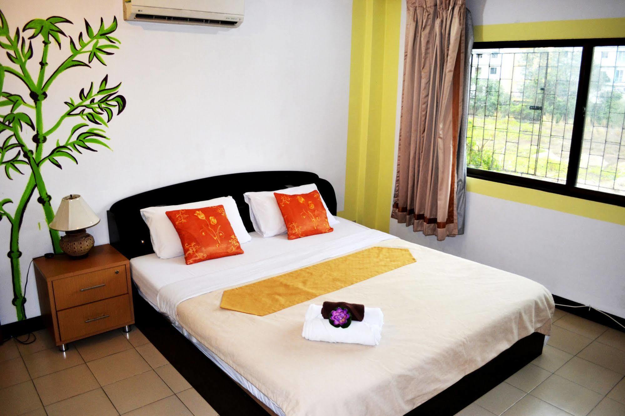 Welcome Marina Jomtien Beach Exteriör bild